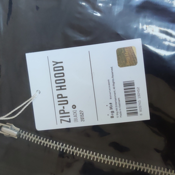 Brand New BTS Map Of The Soul ON:E Zip-Up Hoody Black size L - Picture 3 of 9